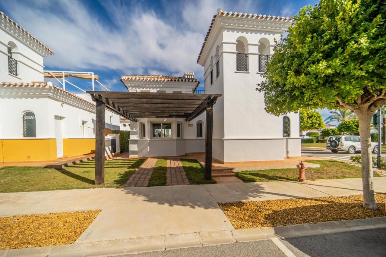 Villa Mit Privatem Pool, Zentrumsnah Roldán Exteriér fotografie